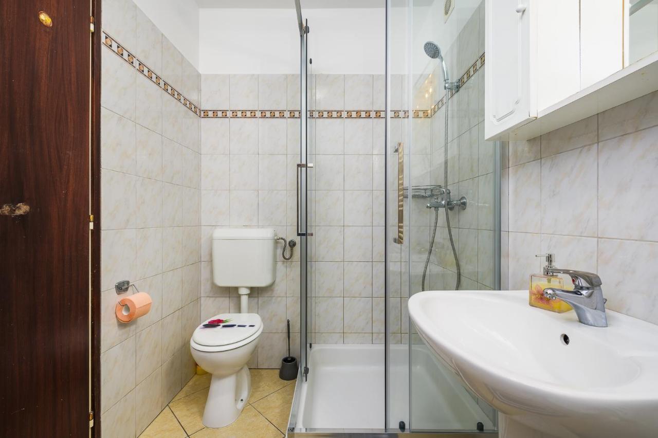Apartments With A Parking Space Lovran, Opatija - 7869 Екстериор снимка