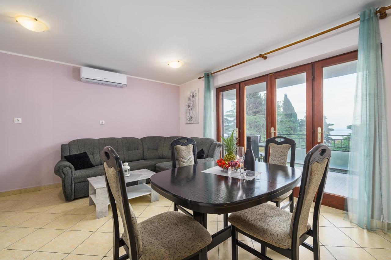 Apartments With A Parking Space Lovran, Opatija - 7869 Екстериор снимка